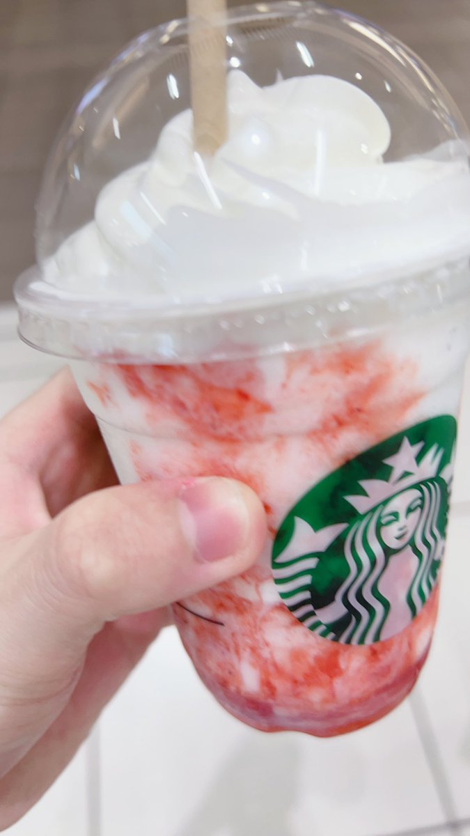 kanaz777's tweet photo. フラペチーノ https://t.co/1zCchzhS04