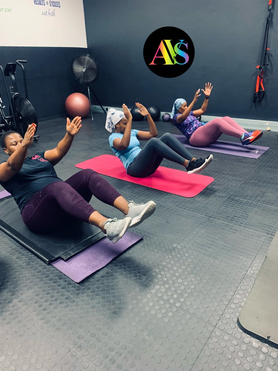 audas_vanschoor's tweet photo. M I D W E E K M O T I V A T I ON
.
.
LETS KEEP THE FOCUS THROUGH THE WEEK
.
#TeamAvs #StartofGood #Letsgo #Consistency #Core #Gym #Motivation #InSTUDIOWITHAVS #trainWithAvs ##AVSFUNCTIONALSTUDIO #Functionaltraining #PayInMay
#AvsFitness #AVSGEAR #Motivation https://t.co/RoaexcX15p
