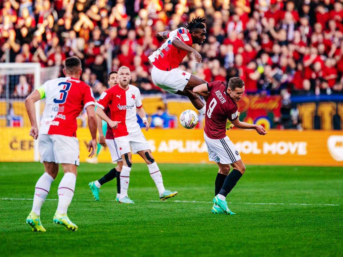 90_minut's tweet photo. ⚽️ xG @ACSparta_CZ - @slaviaofficial 0:2

@InStatFootball 0.98 x 1.74    

#xG #ACSSLA #molcup

📷 @davidkkozi https://t.co/G8SDhmMnxa