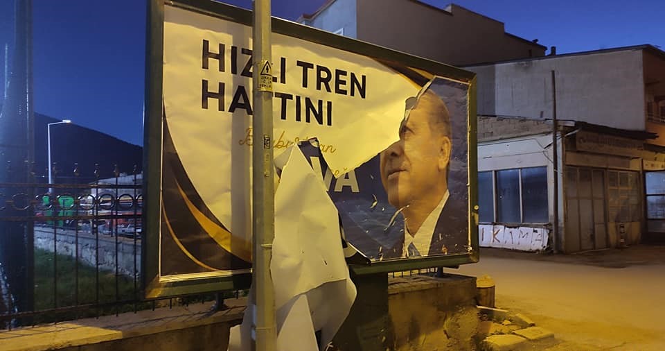 GelecekBayburt's tweet photo. Kamuoyuna Duyurulur. https://t.co/iLhB3WpZY9