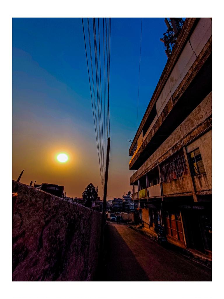 SonaliS34795599's tweet photo. Nature view photography
#yourshotphotographer #naturephotography #natgeoyourshot #whereisnortheast #shillongphotography📷 #_soi #SPiCollective #indianphotography #winterice #lensqueen2020 #village #photoscapeofthemonth #travelphotography #click_india_clicks @SaikatDasPhoto1 https://t.co/zSuK0Jcy3b
