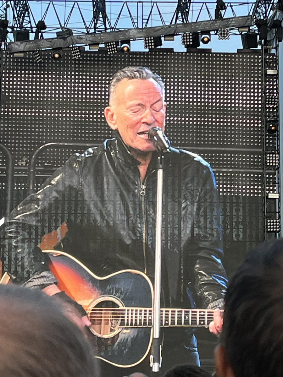 mary chiodo jennings tweet media