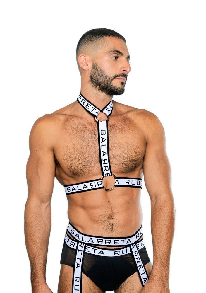 versaformen's tweet photo. Colores disponible BLANCO 🤍 NEGRO 🖤 https://t.co/SObO9Hho0F