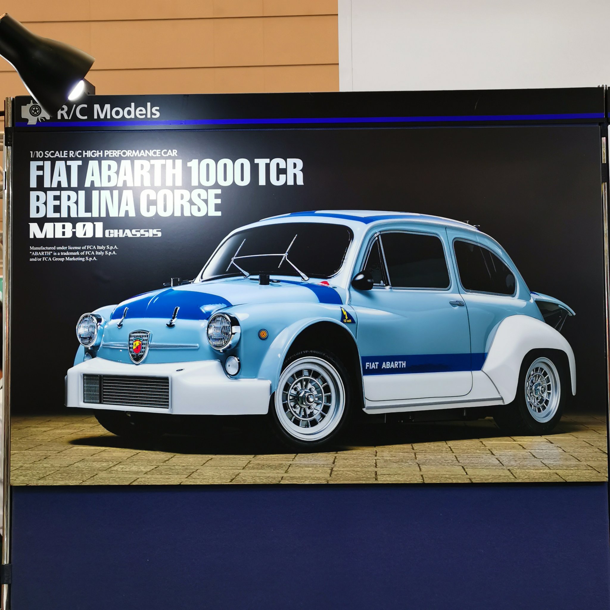 新品 タミヤ　RC　フィアット アバルト 1000TCR ベルリーナ コルサ 1/10 電動RC組立キット フィアット アバルト 1000TCR ベルリーナ