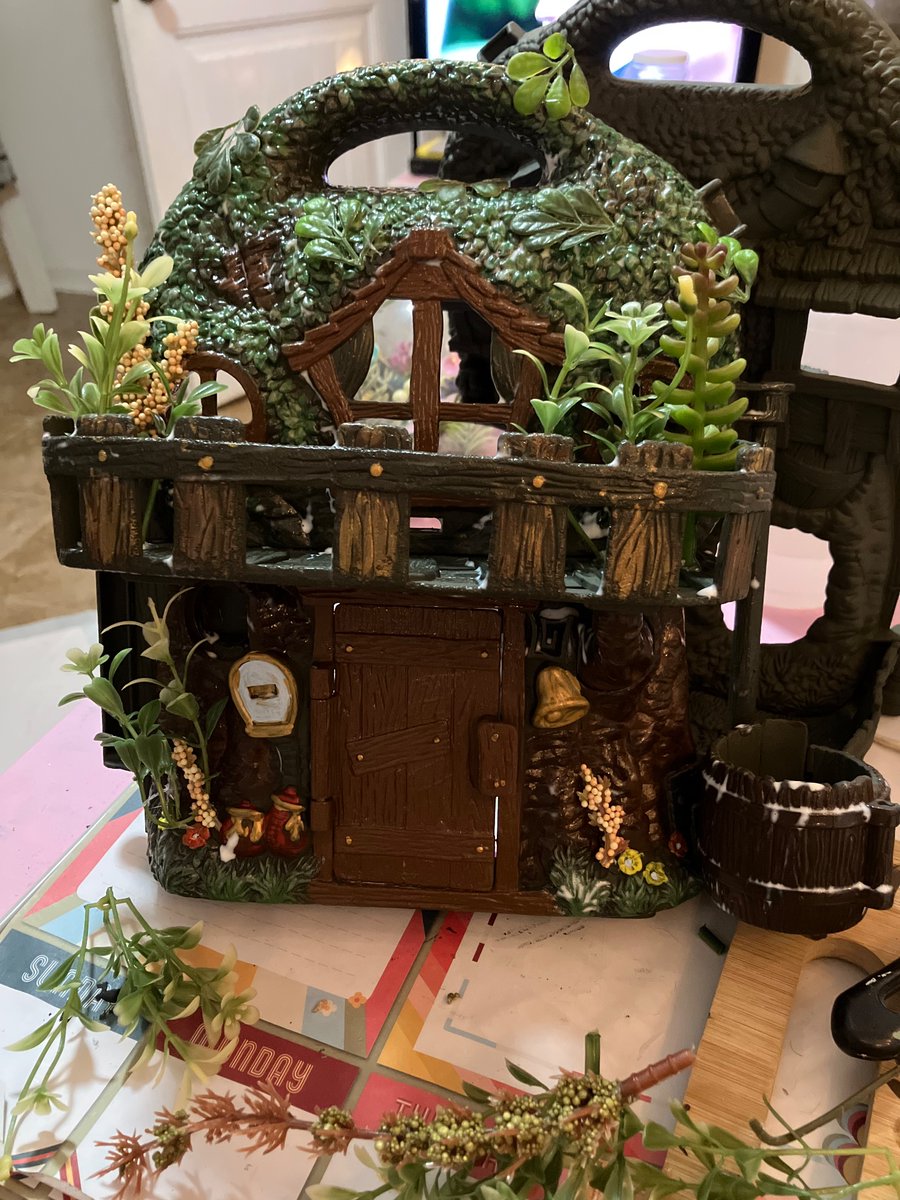 _Femmbott's tweet photo. ✨Found one of my old childhood toys at my mom's house. Decided to turn it into cute fairy garden/ cottagecore decoration✨ 

#craftybitch #cottagecore https://t.co/mEwZfBS7UY
