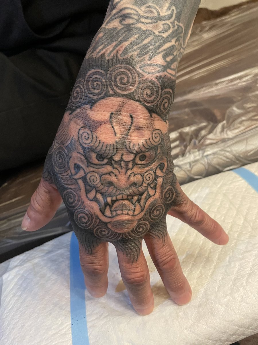SLEEPY_KOCHI's tweet photo. 手の甲は良いよな〜🤤
#3POINTZ #高知 #tattoo #刺青 #タトゥー #入れ墨 #高知tattoo #高知タトゥー https://t.co/RNlMIWqP0I