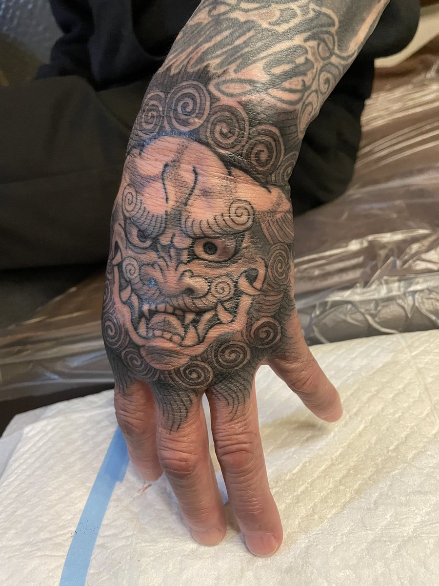 SLEEPY_KOCHI's tweet photo. 手の甲は良いよな〜🤤
#3POINTZ #高知 #tattoo #刺青 #タトゥー #入れ墨 #高知tattoo #高知タトゥー https://t.co/RNlMIWqP0I