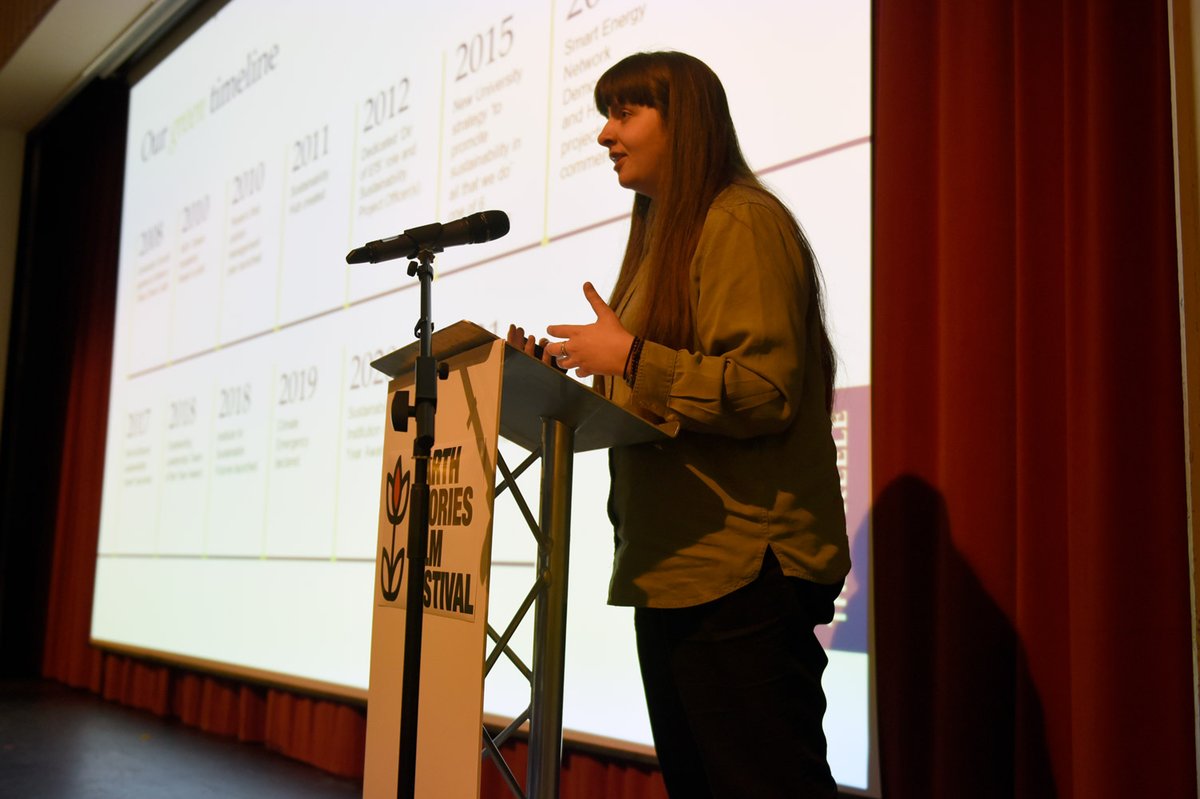 Earth Stories Film Festival: 21 & 22 April mcckeele.wordpress.com/2023/05/09/ear… via @Keele_MCC 

It was inspiring to be able to support motivated students at the festival! 💚 Fantastic showings! View the link for the behind the scenes photographs from the event. #GreenKeele