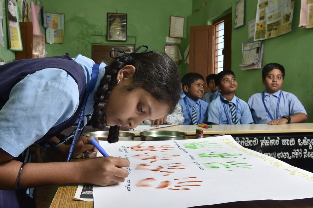 CEEahmedabad's tweet photo. #CEESouth with the support of @EPAMSystems  implement the #ParyavaramMitra programme in 6 selected schools in #Bangalore #Chennai &amp; #Hyderabad Glimpses of #teachers &amp; #students actively participating in the #Handprint activities.
#CEEIndia #ClimateChange #Environment https://t.co/FDFagecG2Z