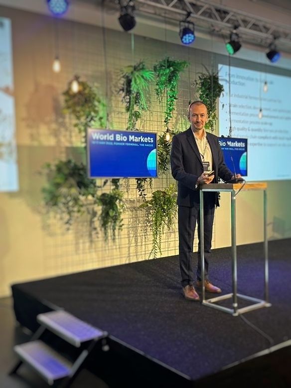 Leaf_Lesaffre's tweet photo. Meet @PBasuyaux and Viviane Serpa Muller at the #WBM23 🤝

Both today and tomorrow, they are available to meet you in space MS13 of the World Bio Markets conference!

📍The Hague, Netherlands
📆 Book a time slot on https://t.co/z0tW8CqfkL
➡️ More info: https://t.co/ZtW0OhcbcL https://t.co/dj9BbuvqBG