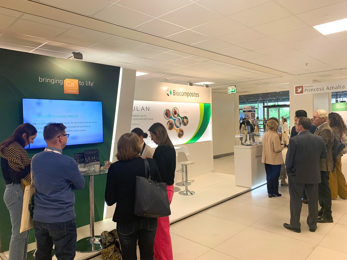 Biocomposites1's tweet image. 📌The team is at The Hague attending the @IntSympDF!

We’ve really enjoyed the interaction with delegates during the first coffee break this morning. If you haven&apos;t had a chance yet, please come and visit our stand G16-B to learn about #STIMULAN.

#LetsMeet🤝

#ISDF2023