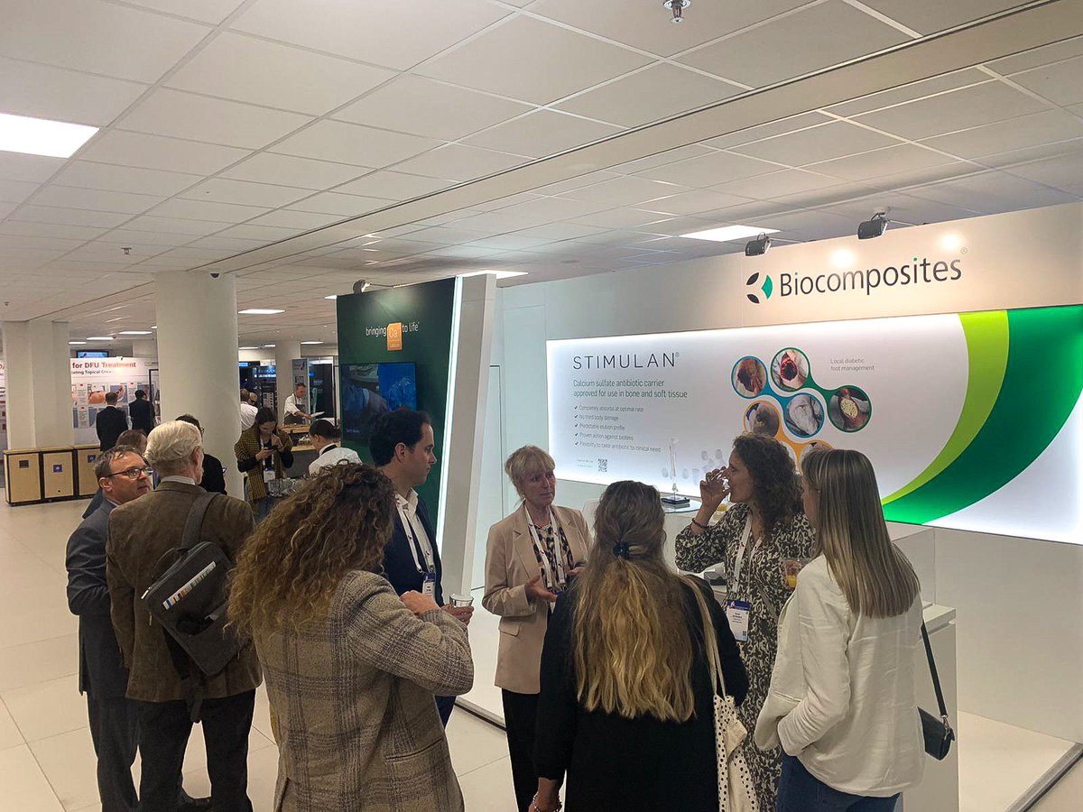 Biocomposites1's tweet image. 📌The team is at The Hague attending the @IntSympDF!

We’ve really enjoyed the interaction with delegates during the first coffee break this morning. If you haven&apos;t had a chance yet, please come and visit our stand G16-B to learn about #STIMULAN.

#LetsMeet🤝

#ISDF2023