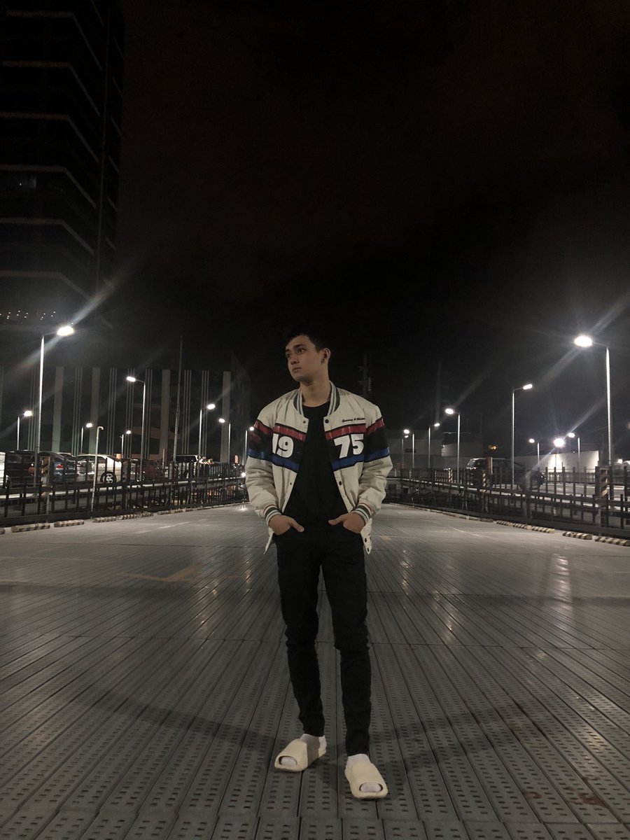 Cool breeze. Dark night. Bright stars.