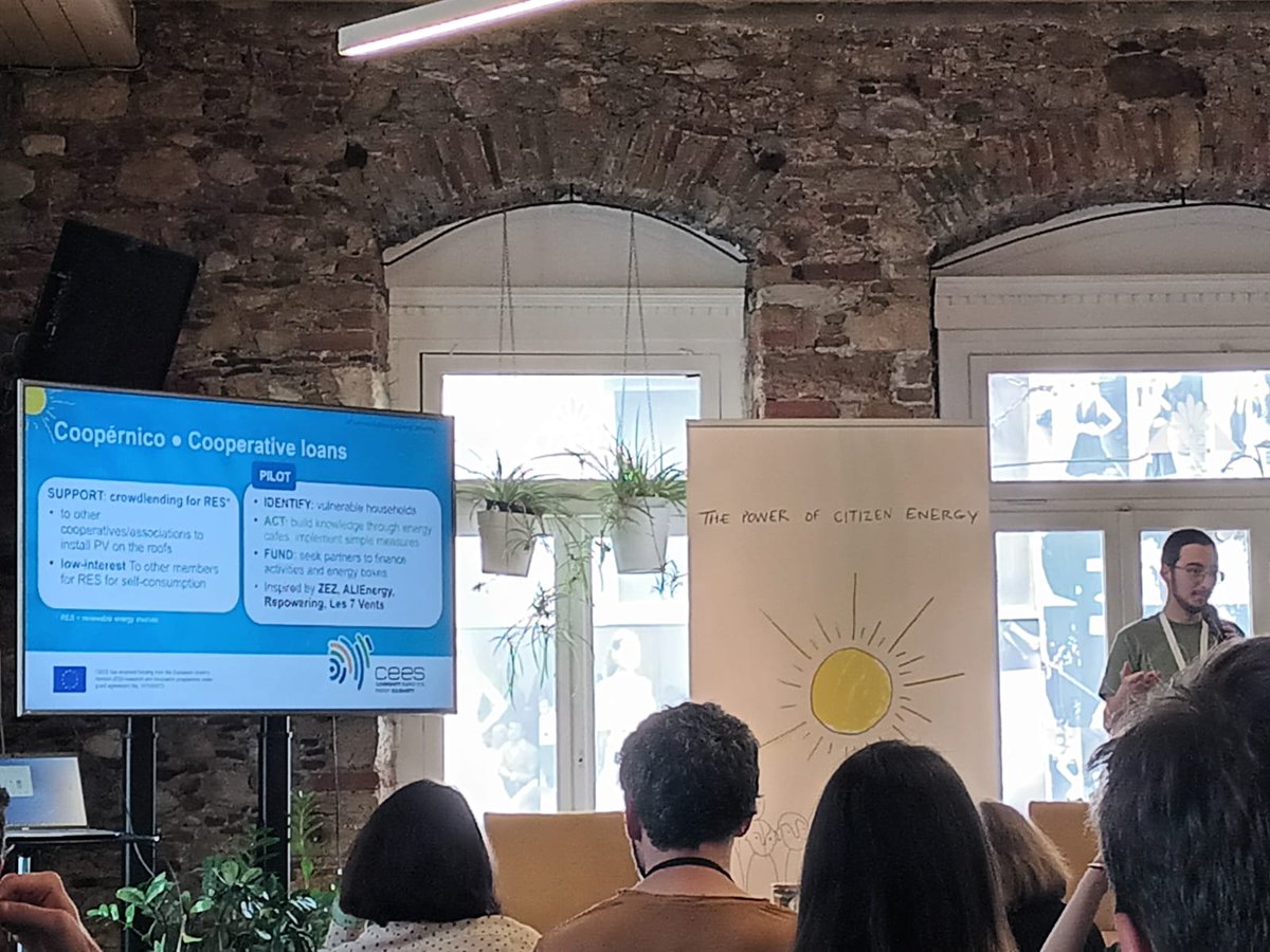 coopernicopt's tweet photo. Estamos no encerramento da #CommunityEnergySpringGathering, depois de partilharmos sucessos e desafios durante 3 dias inspiradores. Voltamos para Portugal com a bagagem cheia de energia e de novas ideias para chamar todos os cidadãos para o centro da transição energética! ☀️💪 https://t.co/JAPJzpw3NL