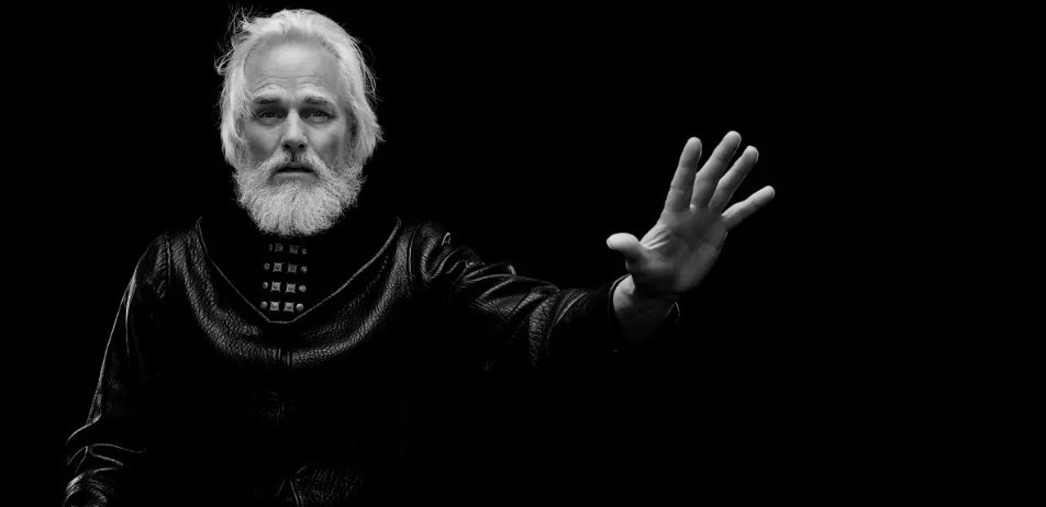 In preparation for tonight's Leafs game, I will be attending a 2pm performance of King Lear <a href="/stratfest/">Stratford Festival</a>