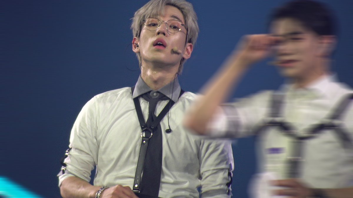 Ahxian____'s tweet photo. #𝐕𝐀𝐍𝐍𝐄𝐑 Eye contact with #Ahxian https://t.co/8k3GyKshMG