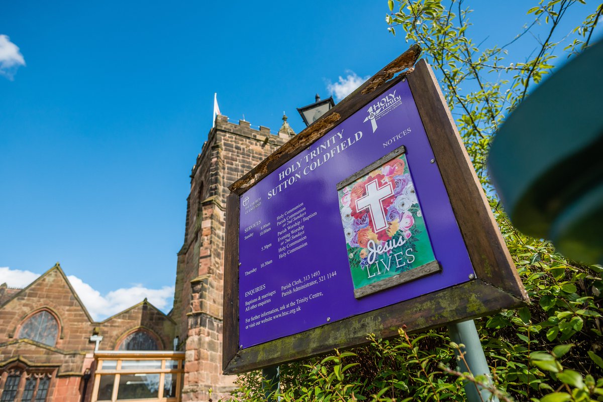 The Royal Town of Sutton Coldfield Annual Service will take place on Sun 21 May, 10am @HolyTrin 
The service provides a visible reminder of the important roles in our society which ensure our safety, well-being and public services.
📧enquiries@suttoncoldfieldtowncouncil.gov.uk