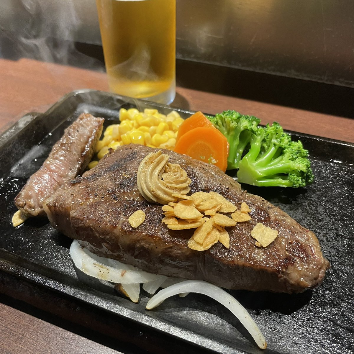 MinGoran tweet media