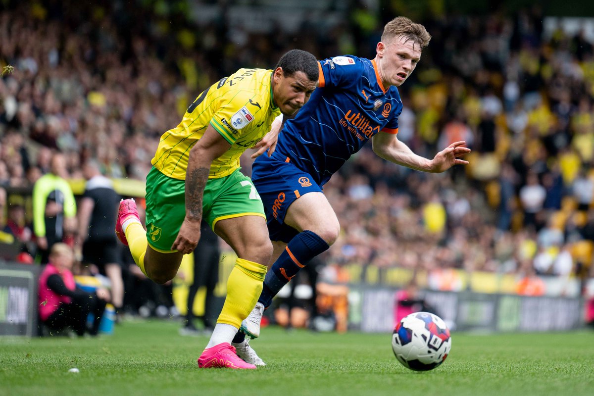 NorwichCityES's tweet photo. ℕ𝕦𝕖𝕤𝕥𝕣𝕠 𝕋𝕒𝕟𝕜𝕖 🇨🇺🇨🇺🇨🇺

#NCFC 💛💚 https://t.co/tQNINGiCHJ