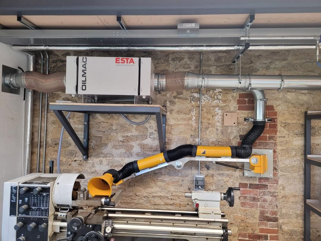 McCarthyEnv's tweet photo. Installation of LEV system to control Oil Mist produced from Lathe and Milling machining processes.

A system to feature a separate centrifugal fan, supported from the external wall with vertical discharge externally via a low-loss cowl.

#environment #cleanair #qualitywork https://t.co/Ed4Z6CKlnv