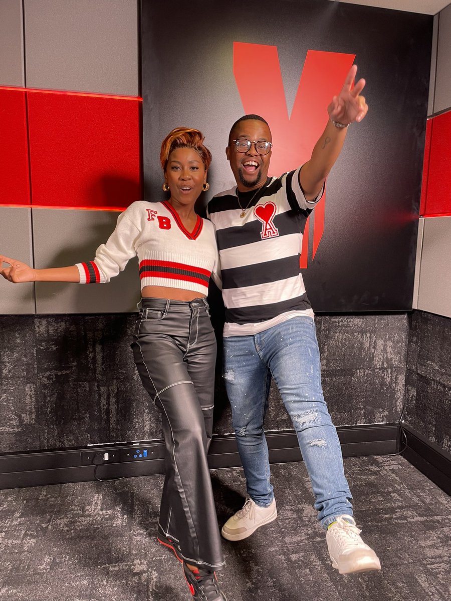 XtremmeDJ's tweet photo. What an awesome person! Danko my rockstar ๐such a fun chat on the show ! #MorningBreak @callherthato loving the new song ! #NgoThando https://t.co/zDiMmdtyCq