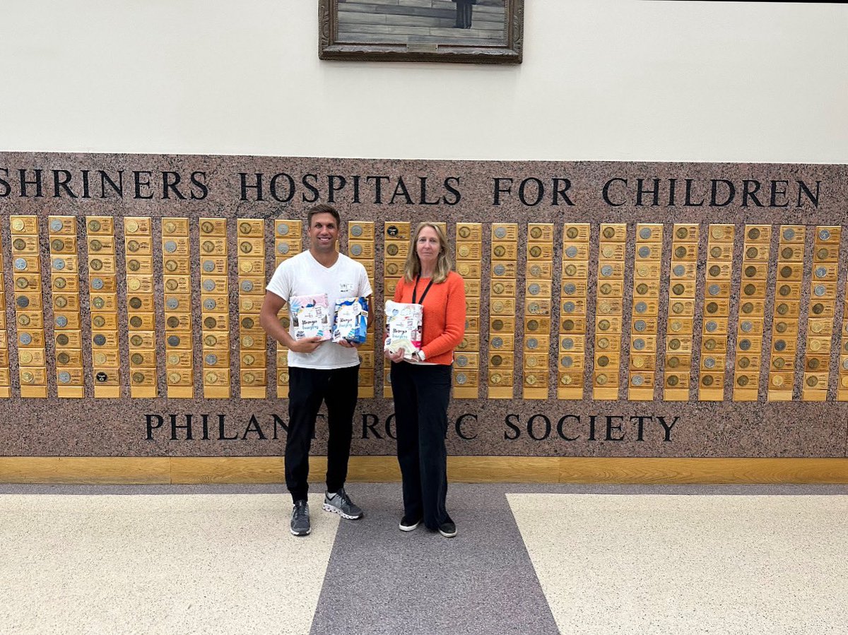 We had the pleasure of visiting @shrinersphilly, where we extended our gratitude to Luley Care for their generous donation of Sheets From Sawyer for the patients. 

#SpreadLove, #GiveBack, and make a difference! #sheetsfromsawyer.