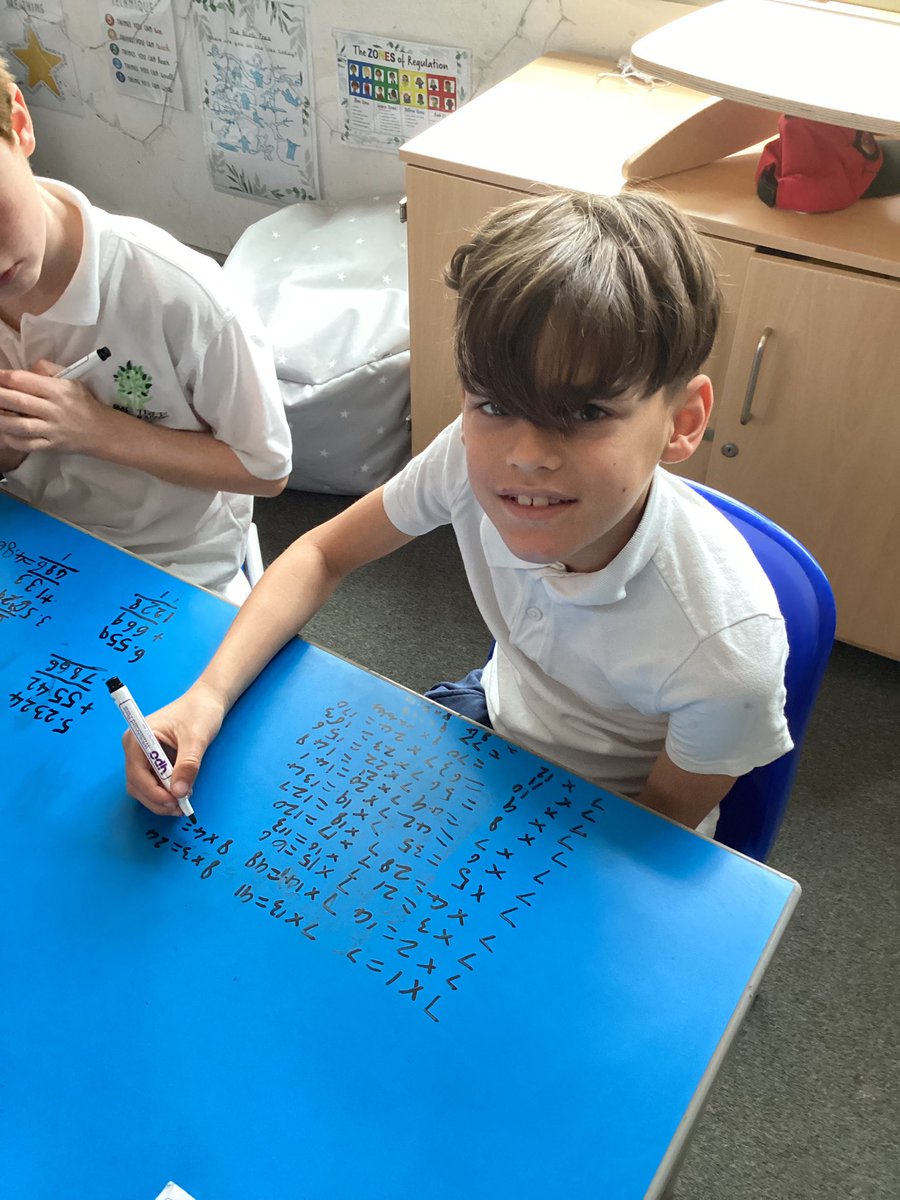 Starting our day with our Maths morning challenge. Adding money and practising our times tables. Well done 3T a great start to the day! #WeAreBrightFutures <a href="/limetreepa/">Lime Tree Academy</a> #ltpamaths