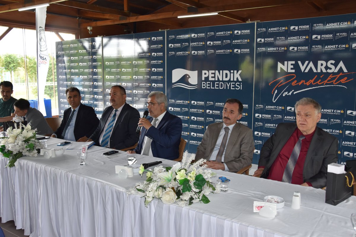 PendikMEM's tweet photo. 2022-2023 Eğitim Öğretim yılı 2. Dönem Okul ve Kurum Müdürleri Toplantısı İlçe Milli Eğitim Müdürümüz Sn. Aytekin Yılmaz başkanlığında Pendik Belediyesi Gençlik Kampında Şube Müdürlerimiz ve okul müdürlerimizin katılımıyla gerçekleşti.
#pendikmem https://t.co/KNeLRqPnUs
