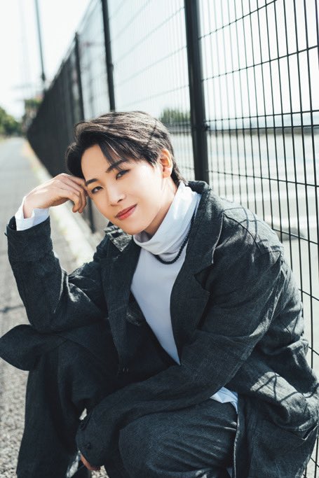 蓮ちゃんに憧れてオーディション受けてアイドルになる夢を叶えたなんて…なんて素敵な事なの…蓮ちゃん前にいつか自分達も憧れる存在になりたいみたいな事言ってたからすっごく嬉しいよね。蓮ちゃんやJO1に憧れて…そんな後輩達か出来たんだね。
#JO1 #川尻蓮 <a href="/official_jo1/">JO1</a>