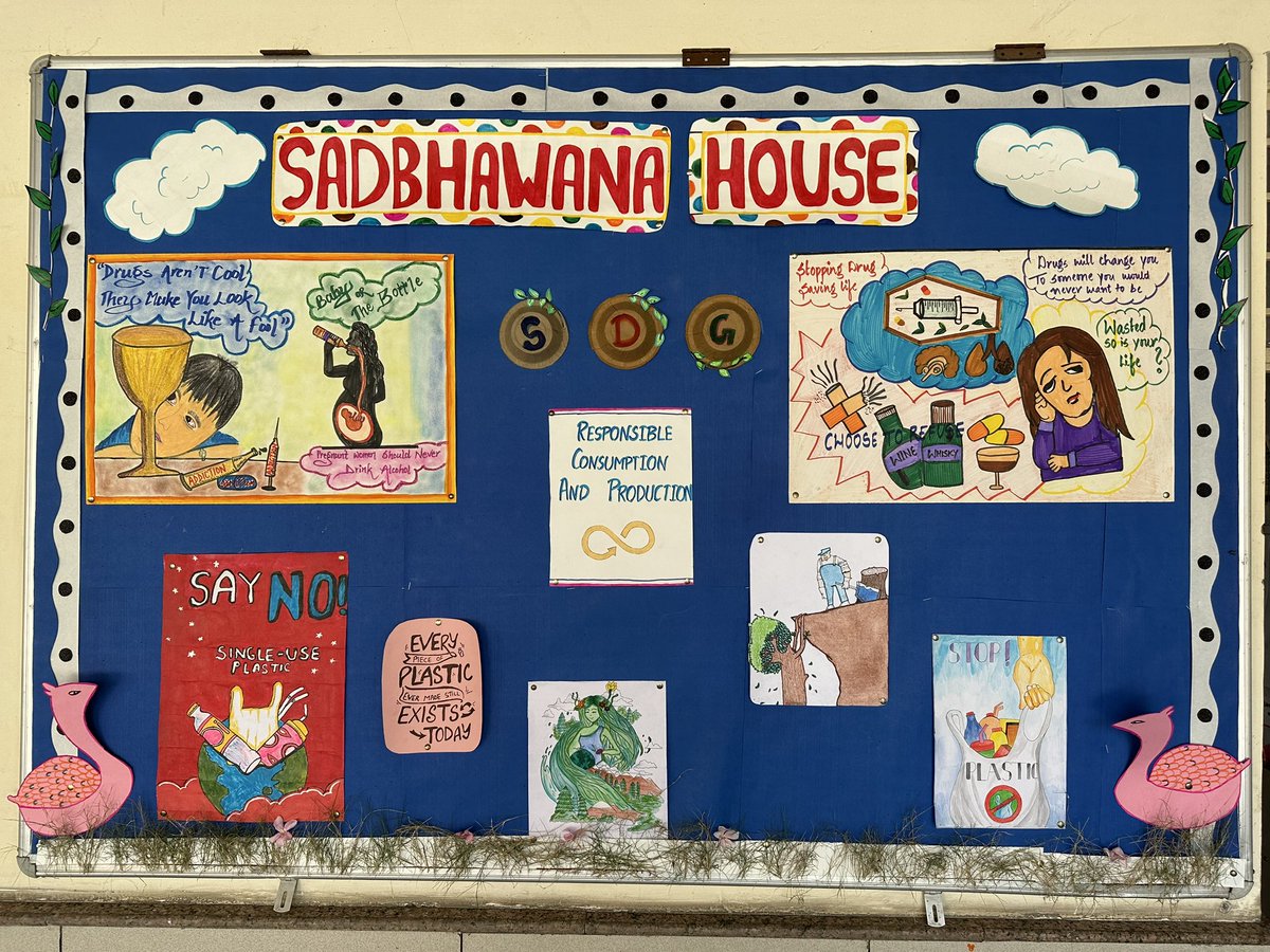 SemaltyRakesh's tweet photo. #CreativePresentations
Much is available in print & digital forms but putting substantial things on #HouseDisplayBoard & connecting that to real world is superior form of sustainable education
Students of #RpvvAsoseGautampuri demystified concepts of health, safety & consumption https://t.co/5FCwLXmGW8