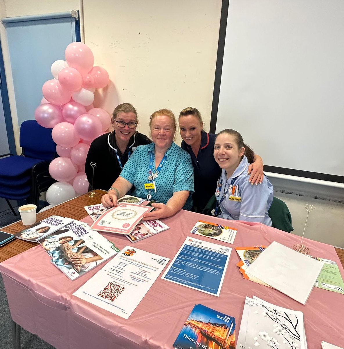 It’s day 2 of #DyingMattersAwarenessWeek 
and today our EoLC educator Sophie will be in the The Dining Room between 11-2 with her amazing champions & members of the palliative care team. 
Do go say hello! 😁