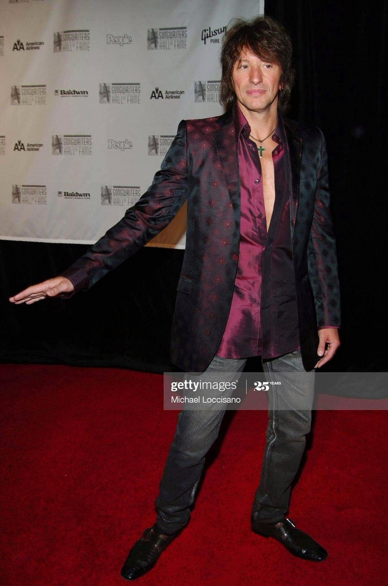 SamboraWednesday ☕🎼

#RichieSamboraItalia #richiesambora #richiesamborafan #guitar #guitarist #music #musician #singer #songwriter #bonjovi #samboraddicted #fashion #rockstars #therealsambora #samboraforever #RS #sambora #rock #samborarock #fanpage #wednesday