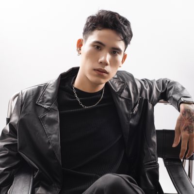 wqtattoo's tweet photo. #ẢnhHồsơMới https://t.co/wdQtpZI94B