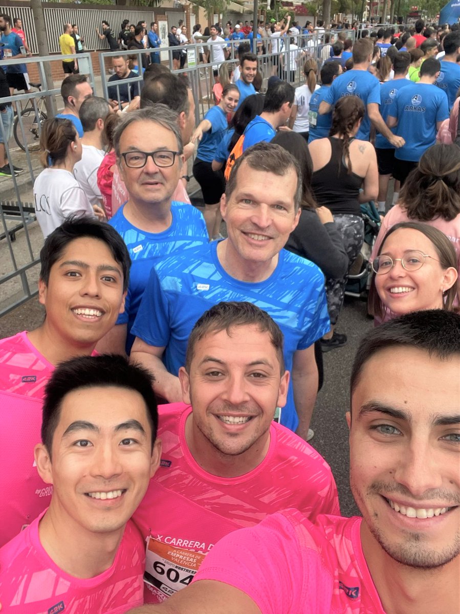 iPronics's tweet photo. ¡Felicidades al equipo de @iPronics por completar con éxito la X Carrera de Empresas el pasado 7 de mayo en Valencia! @carreraempresas 🏃🏽‍♂️🏃🏽‍♀️
Estamos orgullosos del arduo trabajo y determinación de nuestro equipo en promover la salud y el trabajo en equipo. #iPronics #berunnker https://t.co/nZMvH9WXa3