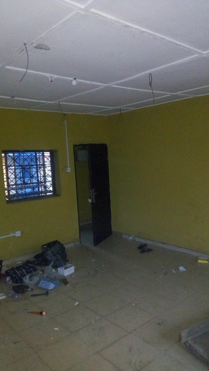 Drock4uandi's tweet photo. How confidence are you letting people into your apartment with REHOBOTH INTERIOR AND EXTERIOR we can make your SPACE look great https://t.co/OTOfDgMllP