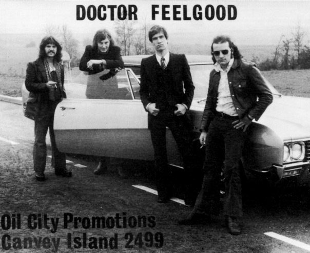 Superstar_Cars's tweet photo. Remembering ‘The Guv’nor’ Lee Brilleaux, much missed frontman of Dr. Feelgood and one of rock’s true gents, born #OnThisDay in 1952. 

📷 Chris Fenwick / United Artists.

@NewWaveAndPunk #PubRock https://t.co/LPnpDl5z9k