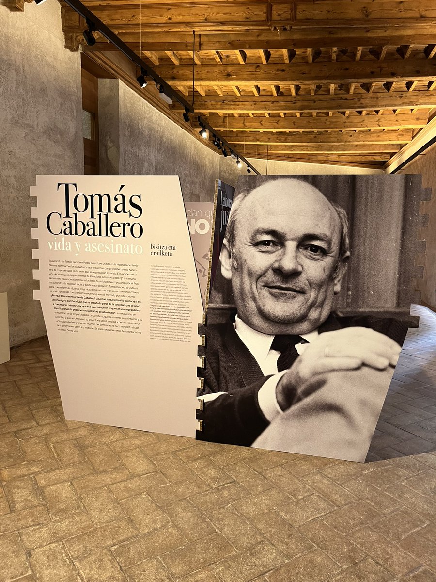 angelansae's tweet photo. Exposición en Civivox Condestable de Pamplona sobre la vida y el asesinato de Tomás Caballero, a quien la banda terrorista ETA le quitó la vida hace 25 años.

Tomás era concejal y portavoz de @upn_navarra en el Ayuntamiento de Pamplona.

Muy necesaria. Como sociedad, no podemos olvidar. Nunca.