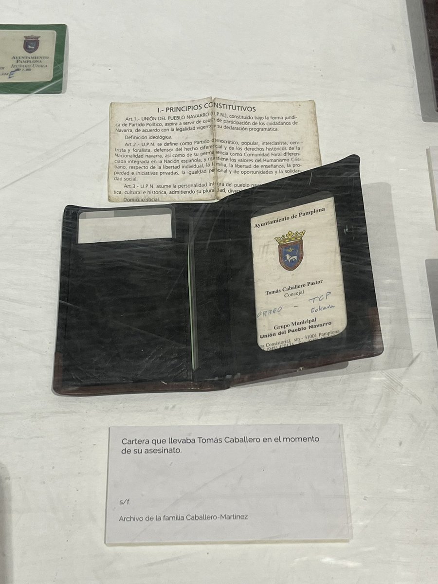 angelansae's tweet photo. Exposición en Civivox Condestable de Pamplona sobre la vida y el asesinato de Tomás Caballero, a quien la banda terrorista ETA le quitó la vida hace 25 años.

Tomás era concejal y portavoz de @upn_navarra en el Ayuntamiento de Pamplona.

Muy necesaria. Como sociedad, no podemos olvidar. Nunca.
