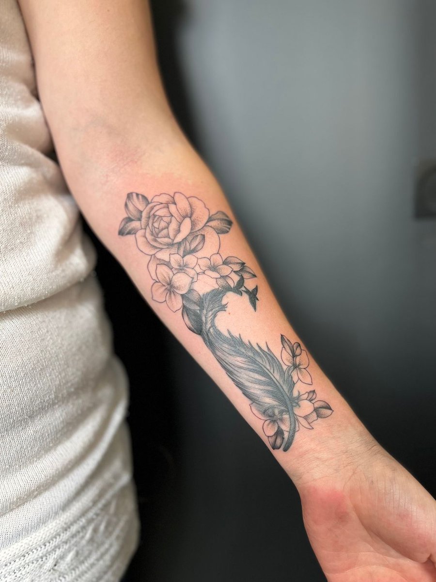 KevinJEckman1's tweet photo. RT https://t.co/JbA8xBOCmn Tattoo @moonj_ttoo
#tourellestattoo #tourellesdauphine #ttp45 #orleans #tattooorleans #tattooshop #orleanstattoo #tatouageorleans #orleansmetropole #orleanstat… https://t.co/LMSAlYj9GW