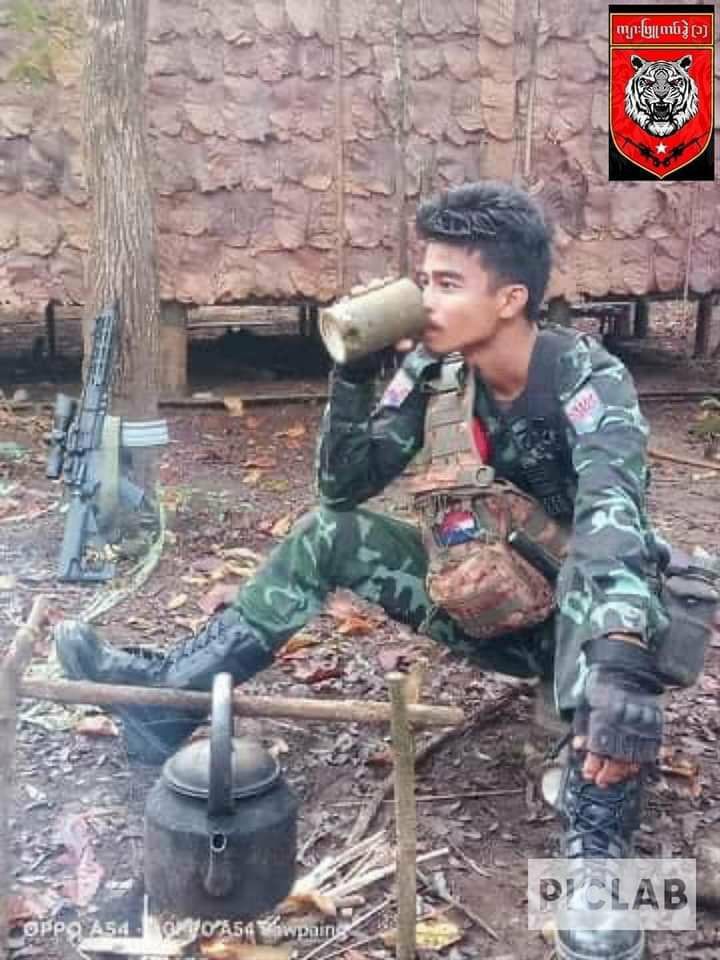 HtunA97494's tweet photo. Military armed forces bombarded a camp of local defense forces at the border of Yay tsp and Thanphyuzayet tsp, Mon state on 7th May, resulting in falling of 3 PDF members. Rest in Power. #2023May10Coup #China_StopYourHypocrisy #WhatsHappeningInMyanmar https://t.co/FIZCz8ThRX