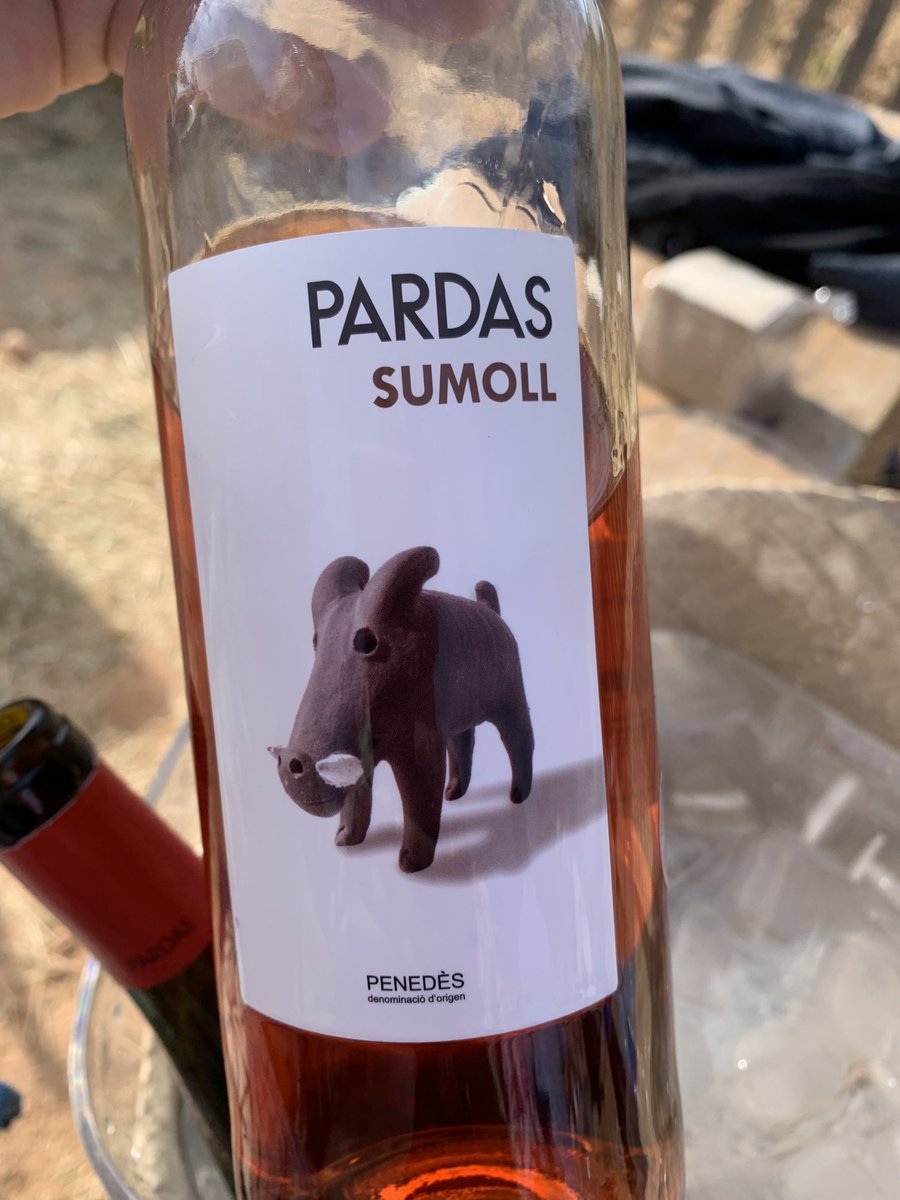 spanish_wl's tweet image. #Sumoll and #Malvasía are at the heart of the small revolution taking place in ⁦@dopenedes⁩ and, as these two wines by ⁦@CellerPardas⁩ show, they also have the ability to age.