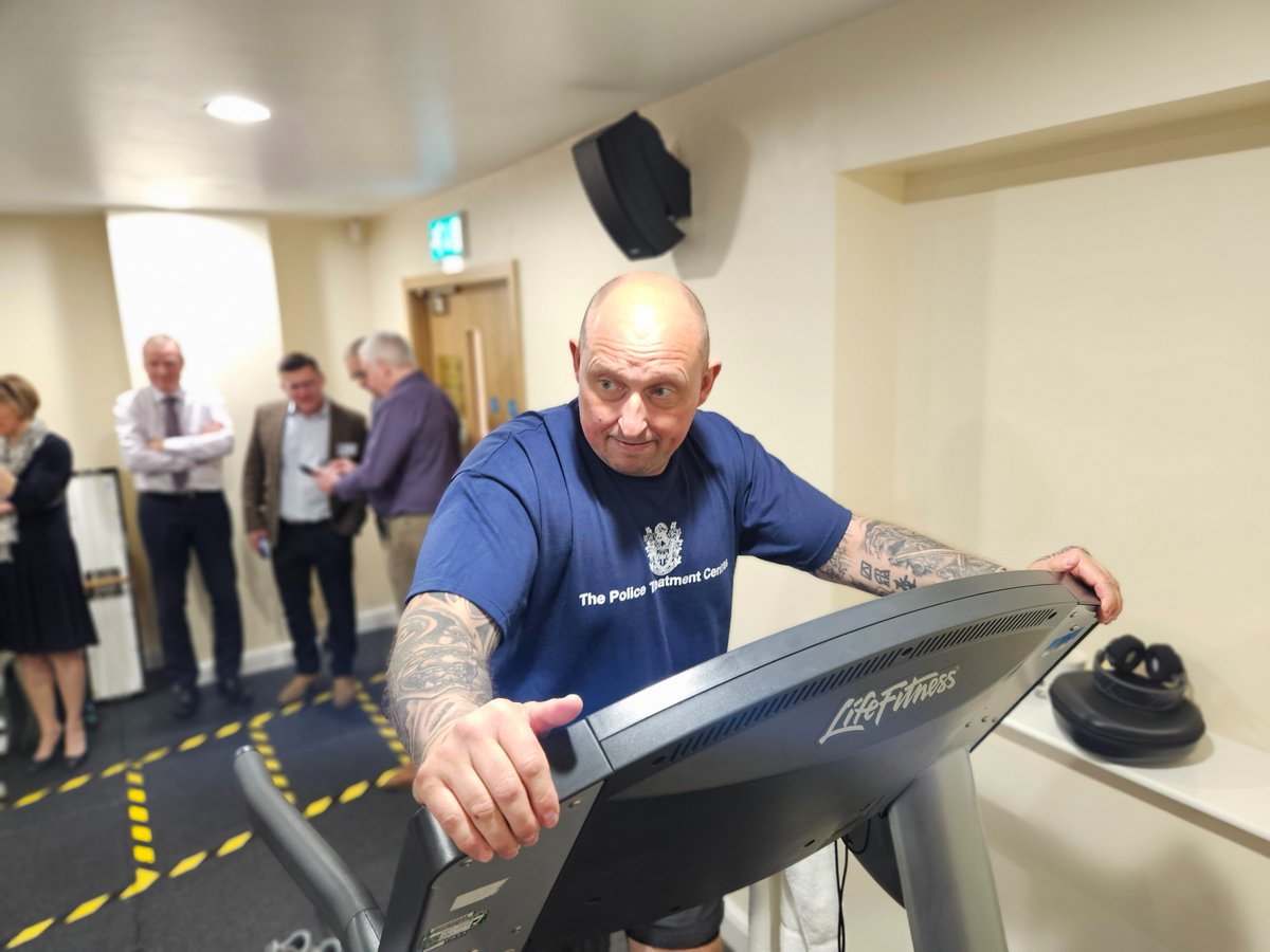 BTPolFed's tweet image. This time last week, @MarkMarshallsay began his treadmill challenge in aid of @PTCentres He walked for 24 hours, clocking up around 170,000 steps. There&apos;s still time for you to put your best foot forward for the charity and take part in its #BigStepChallenge ⤵️