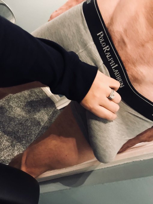 She seems to be loving these new knickers 😏 https://t.co/24H5voGZks<a href="/tag/onlyfans"class="tags"><span>#onlyfans</span></a>