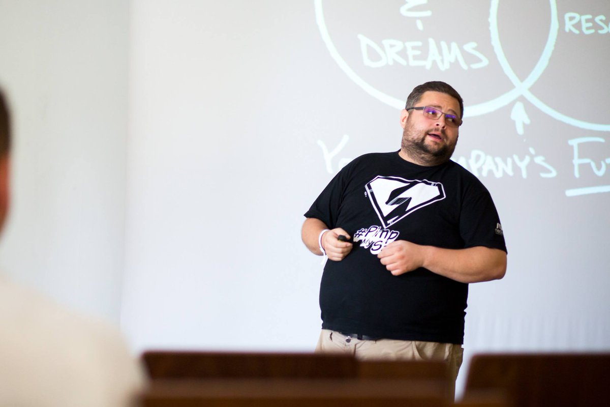ManningGlobal's tweet photo. MG Meets Matt Kurleto, #AI Expert & #CEO Of @NeotericEU! 🦾
In this exclusive interview Matt shares his thoughts on AI & gives insight into what it takes to build a successful #SoftwareDevelopment company from scratch! ⤵️
https://t.co/Ip6OrFx7NM
#ChatGPT #IT #Tech #Neoteric https://t.co/3kSXQoOIYw
