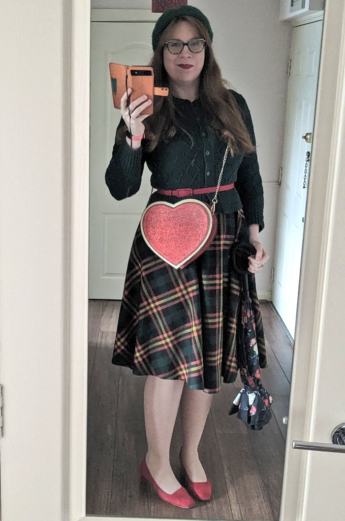 Charlotte Sometimes tweet media