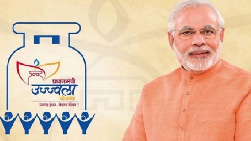 news_thikana's tweet photo. Ujjwala Yojana : उज्ज्वला पर सरकारी रिपोर्ट.. 67 फीसद घरों में अभी भी जलावन, उपलों से पक रहा खाना
https://t.co/W7k9ju0M8J
#ujjawalayojana #67percent #Stillusing #Firewood #Cooking #Food #CowDungCakes https://t.co/ltcmZvPzQU