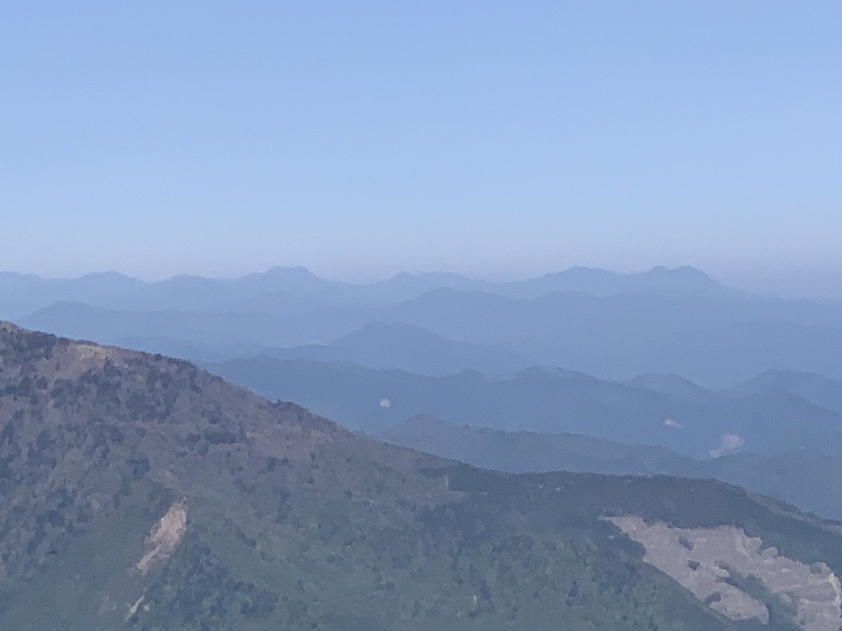 一日で四国の日本百名山・石鎚山と剣山を踏破しました！！！