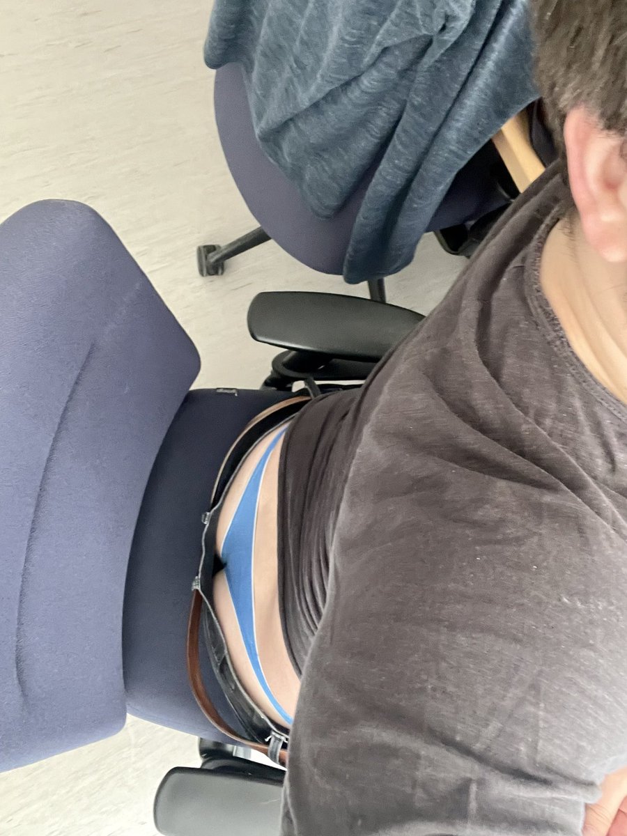 thonger89's tweet photo. #manthong #whaletail #thongbulge #gay https://t.co/DSIygTh4hF