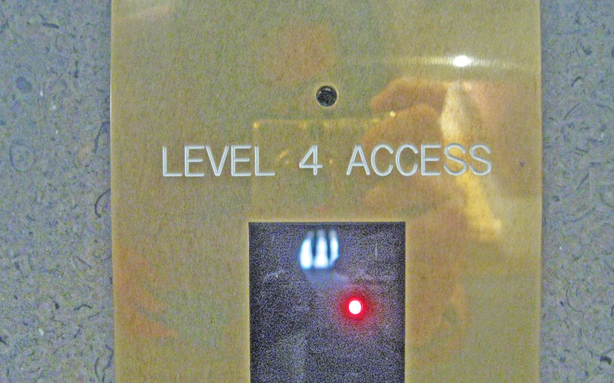 ResonanceEXTRA's tweet image. Episode 1 of @postelectronics' 'Asphyxia: The "Idiote", the Library Wifi and the Suppressed Safe' starts tonight at 6pm BST.

Commissioned in 2022 by @RadioArtZone, this damaged would-be radio documentary explores the Narnia of restricted access material and gatekept employment.