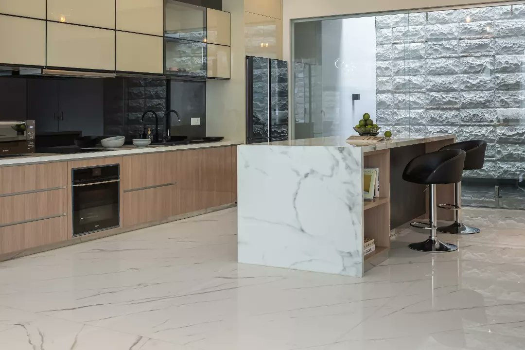 ConArchStudio's tweet photo. The selected furniture prioritizes a simple but elegant design so as to give the room a luxurious impression and provide comfort for the occupants of the room. https://t.co/EMkEIPsONC